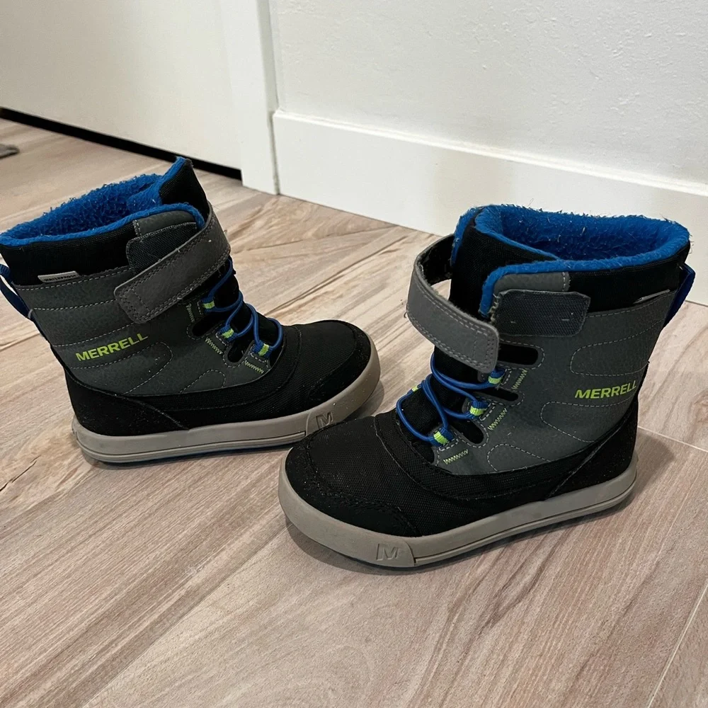 Merrell Toddler Black and Gray Winter Boots Size 11T - Picture 3 of 10